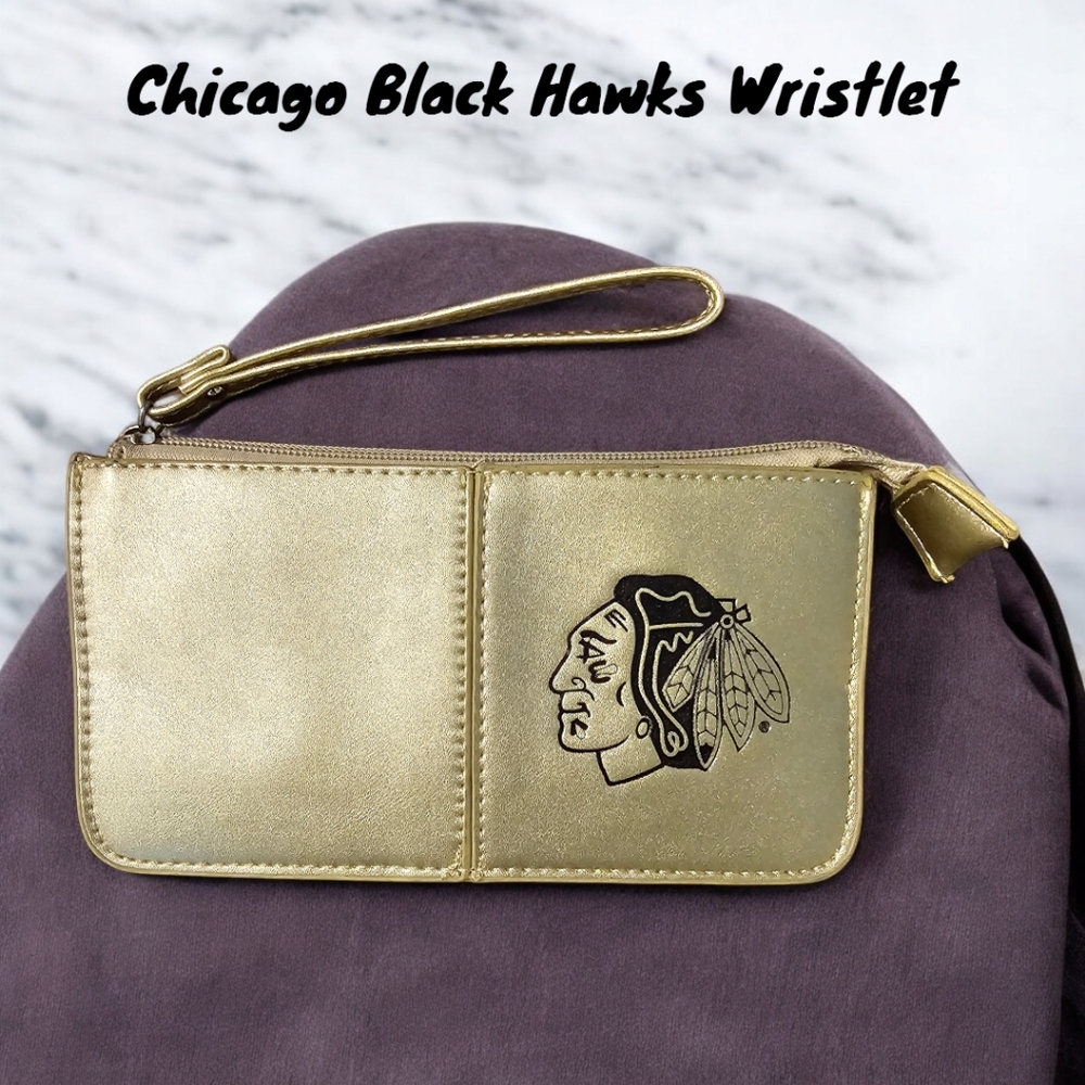 Chicago Black Hawks Wristlet